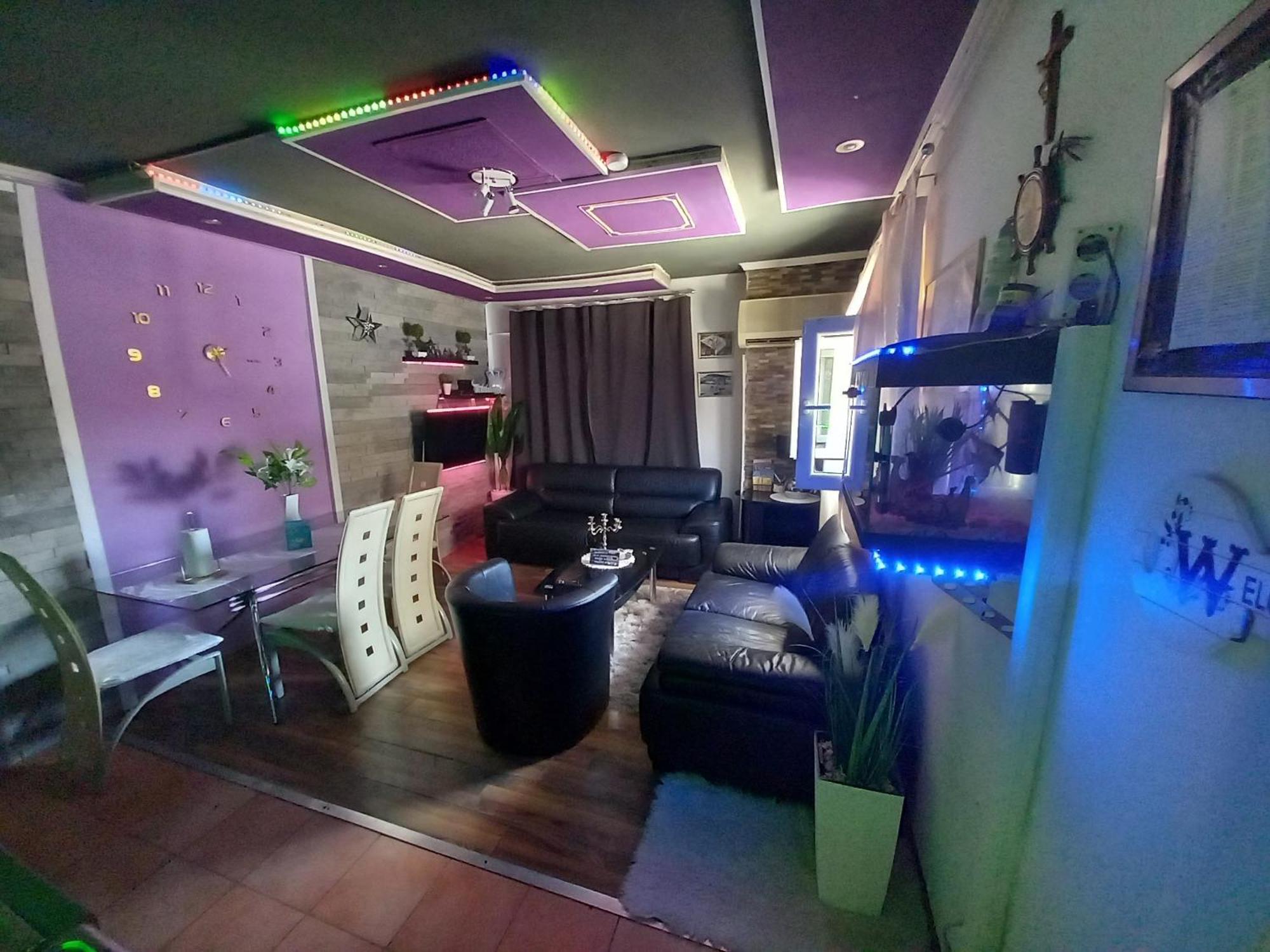 S-Type Apartment In The Center Split Buitenkant foto